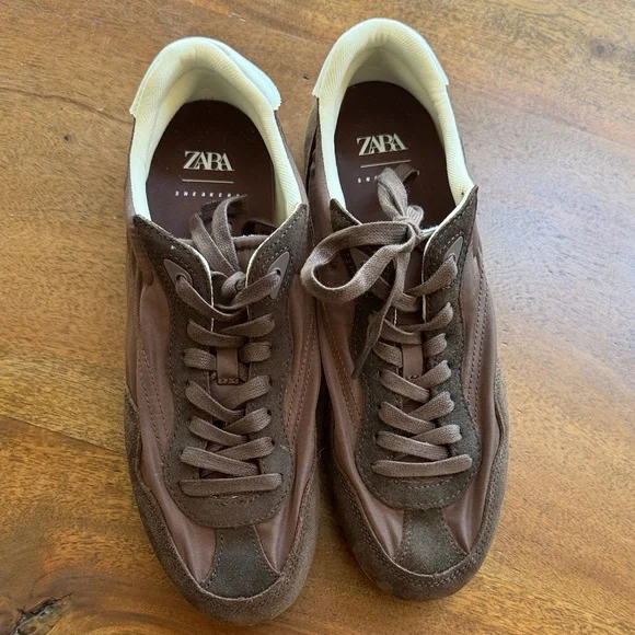 Zara Women’s Chocolate Brown Sneakers - Picture 3 of 10